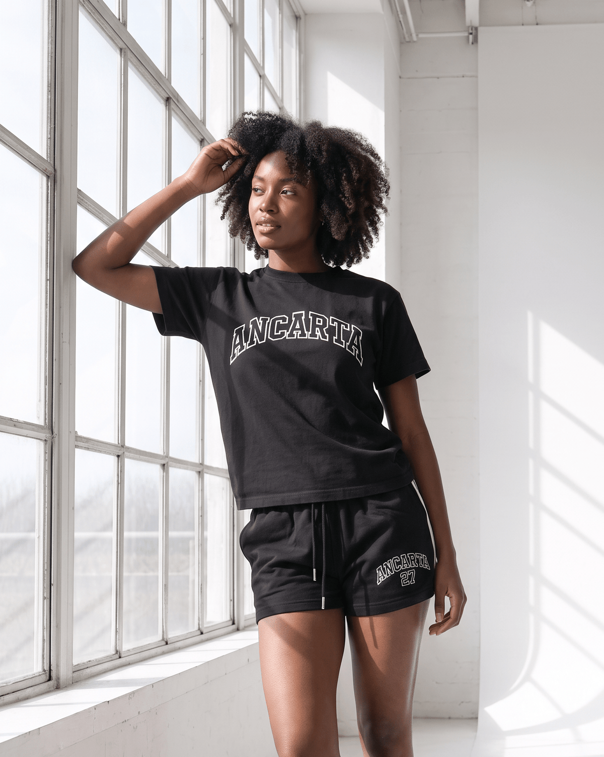 Organic Cotton Relaxed Tee in Black – Ancarta